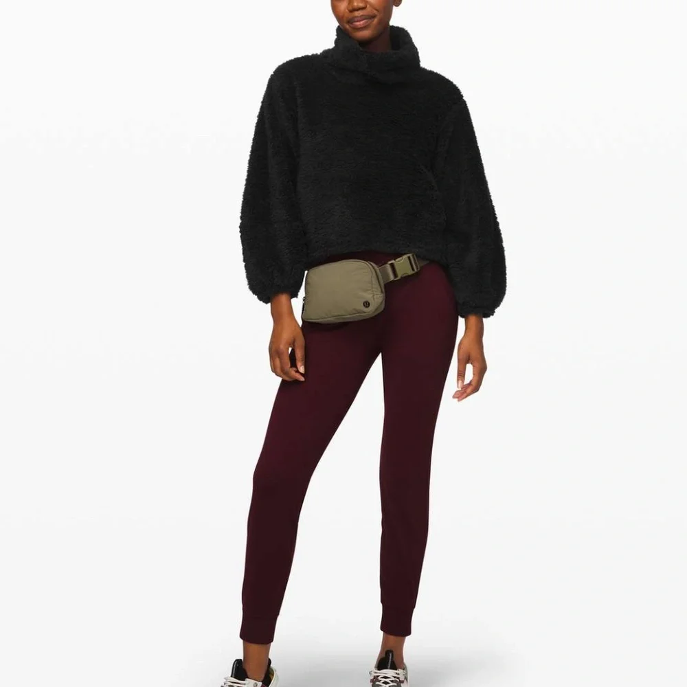 Lululemon 🍋 Warmth Restore Sherpa Pullover - Picture 2 of 9